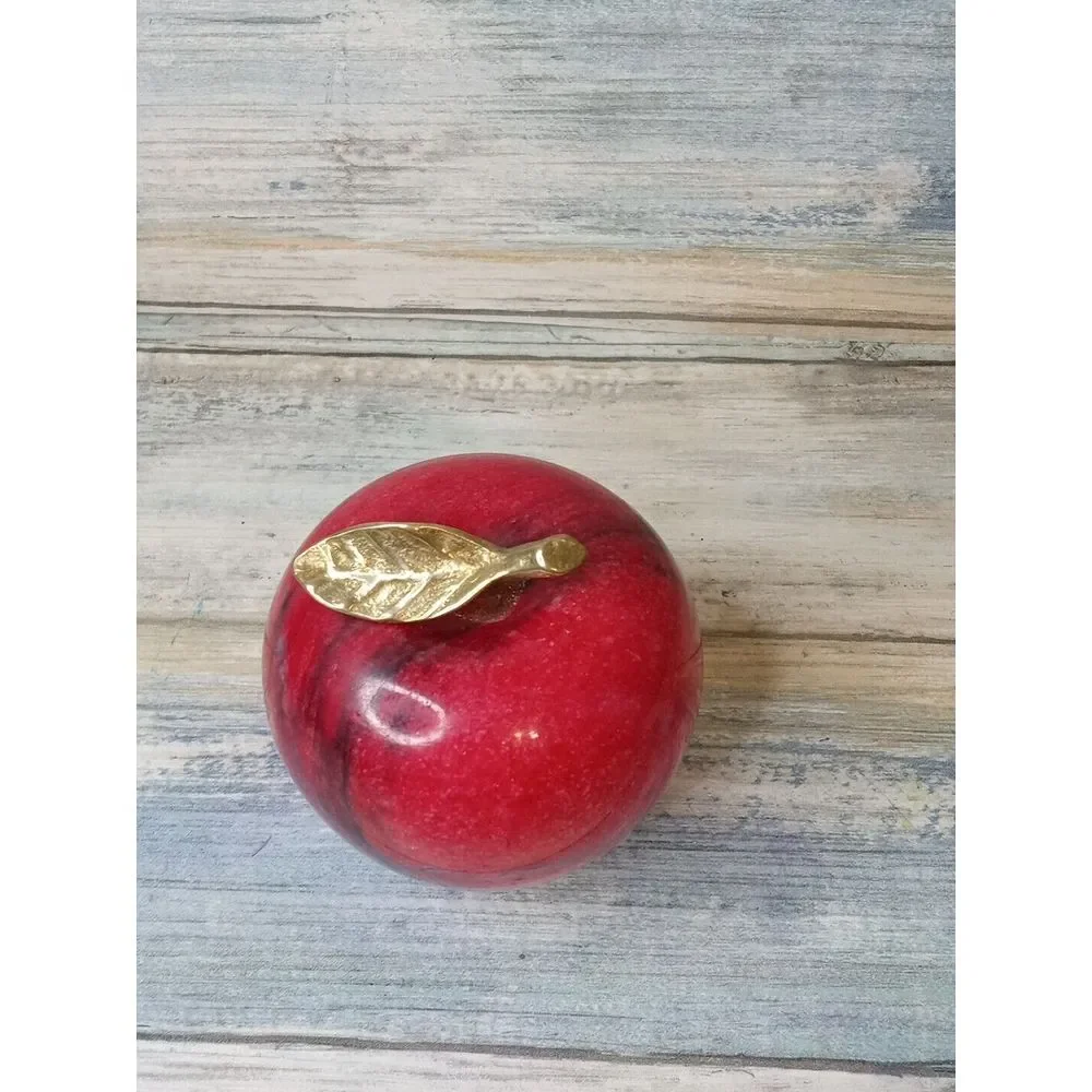 VTG Red Polished Stone Marble Apple W/Brass Stem Paperweight‎ 3.5